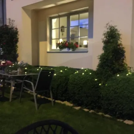 A Restaurace Filip Ii 게스트하우스 마리안스케 라즈네