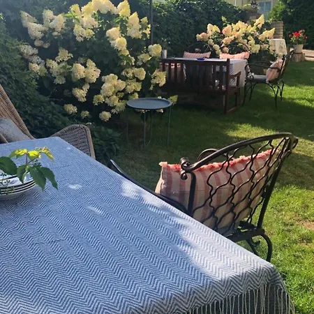 Pension A Restaurace Filip II Guest house *