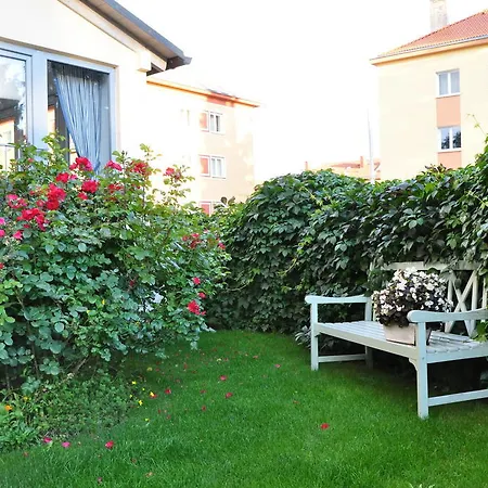 Guest house Pension A Restaurace Filip II *